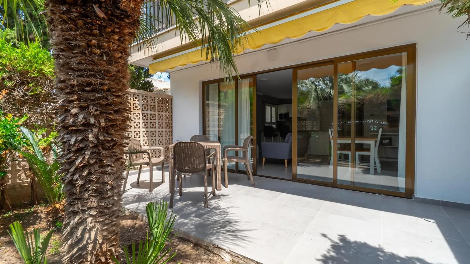 Ponent Cala Ratjada Apartments A